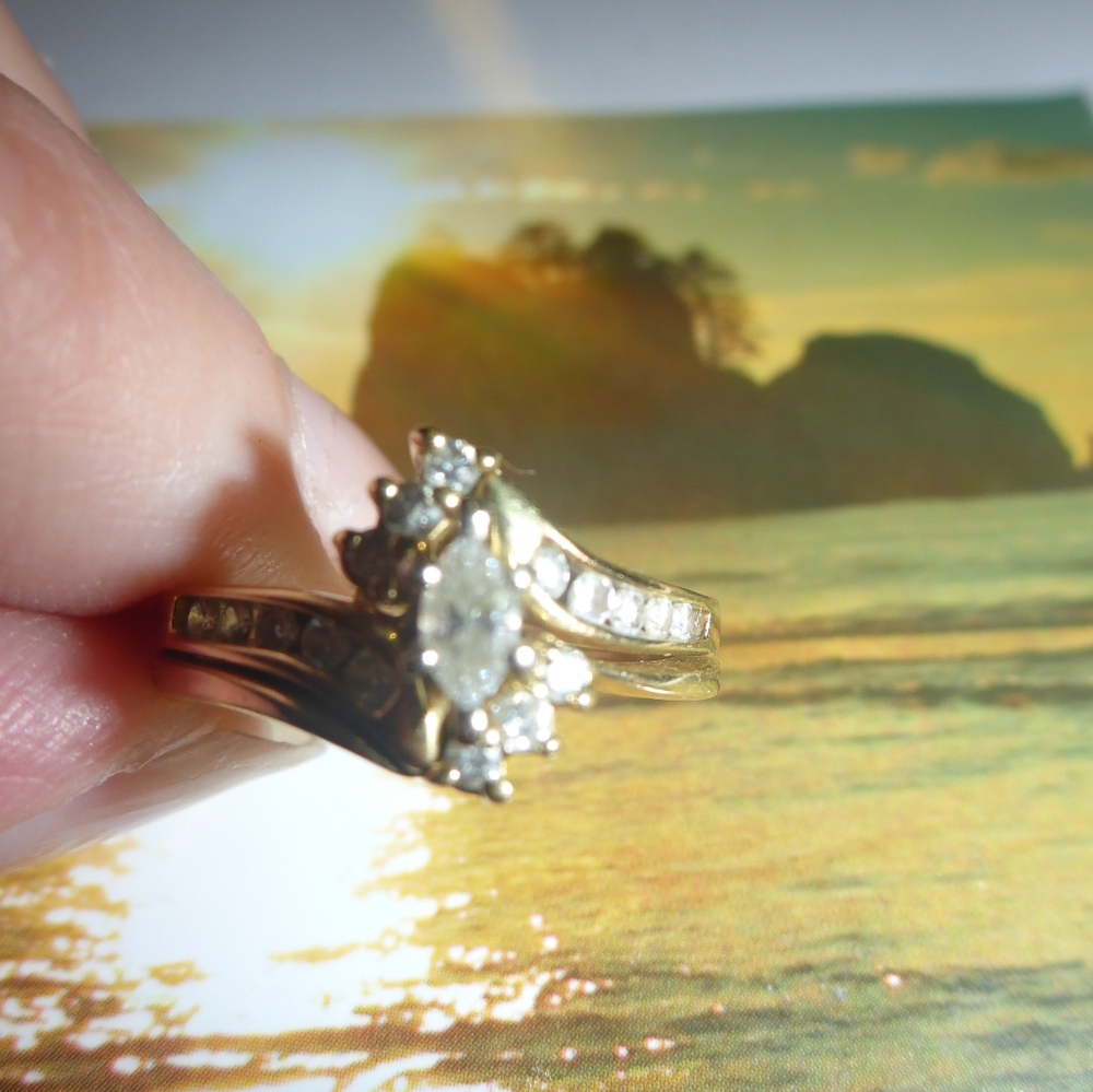 Diamond wedding engagement ring
